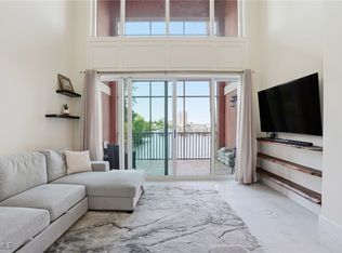 2743 1st St APT 109, Fort Myers, FL 33916