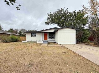 1614 NW 43rd St, Lawton, OK 73505