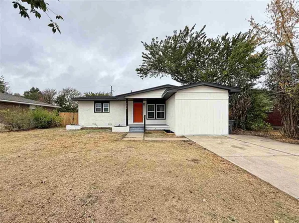 1614 NW 43rd St, Lawton, OK 73505