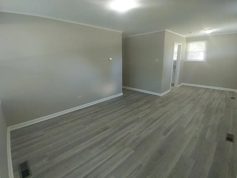 107 W Gettysburg Ave — Photo 7