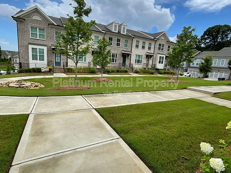 5221 Riden Ct — Photo 3