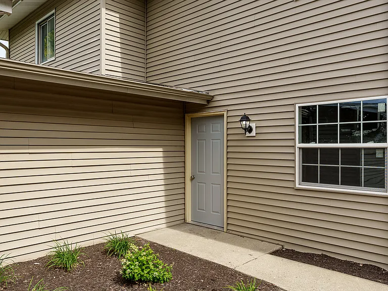 4412 Pepper Dr #2 — Photo 2
