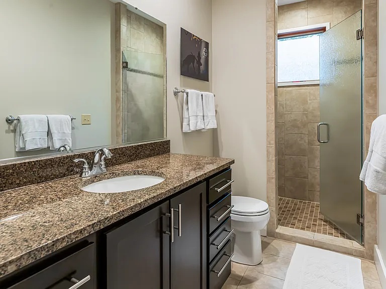 51 Westover Dr — Photo 15