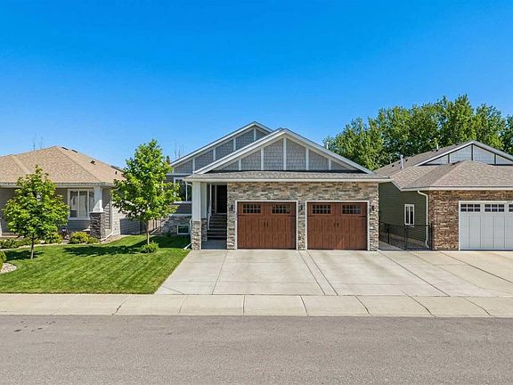 2nd image of 1205 Hillcrest Manor Est