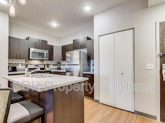 4th image of 950 4th St NW APT 303