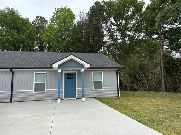 204 Pequeno Ct, Spartanburg, SC 29301