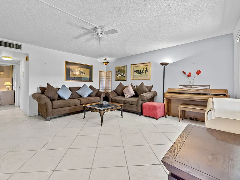 344 Piedmont Trl — Photo 6