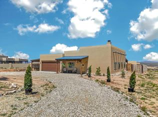 6 Calle Sabroso, Ranchos de Taos, NM 87557