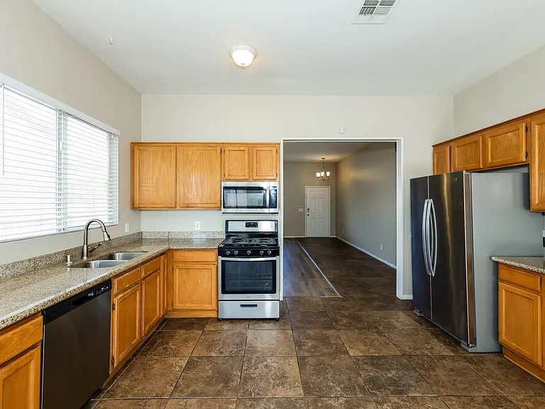 2310 Panther Pl — Photo 10