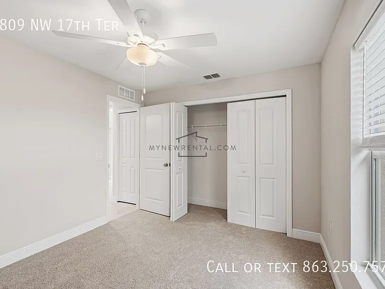 1809 NW 17th Ter — Photo 16