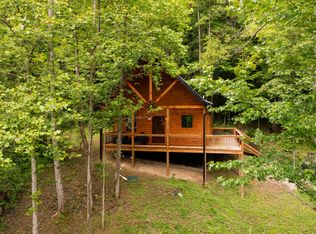 1400 Star Gap Rd, Slade, KY 40376