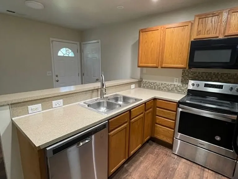 5206 Brooktree Dr — Photo 7