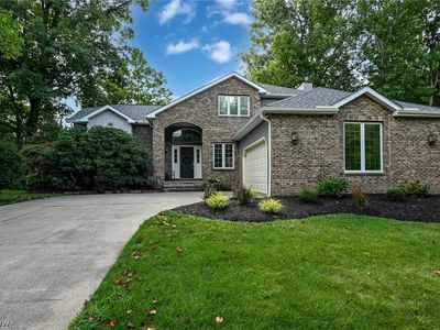 8465 Settlers Psge, Brecksville, OH, 44141
