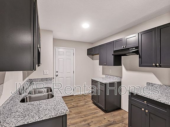 2nd image of 1159 W 21st St