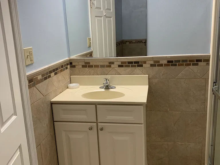 1206 Oak Ave — Photo 14