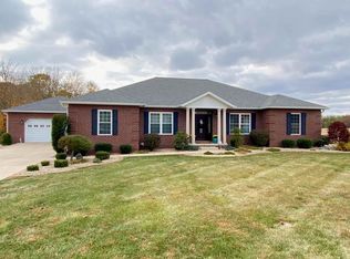 11 Rose Ln, Bedford, IN 47421