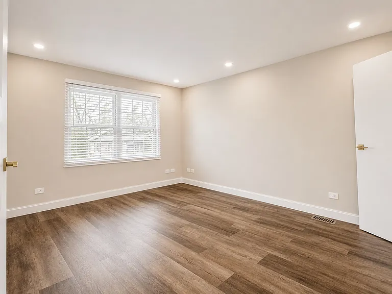 311 Milton Ct #B — Photo 3