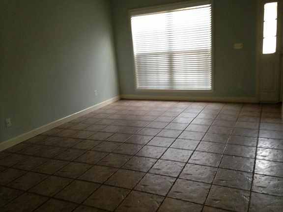 4th image of 2109 Harris Dr Unit 26
