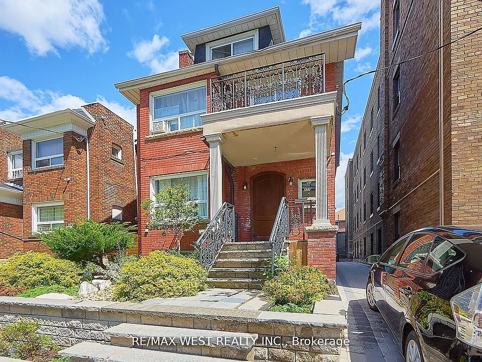 237 Vaughan Rd #BASEMENT