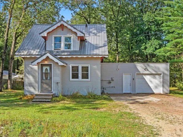 W6112 Lake Dr, Shawano, WI 54166
