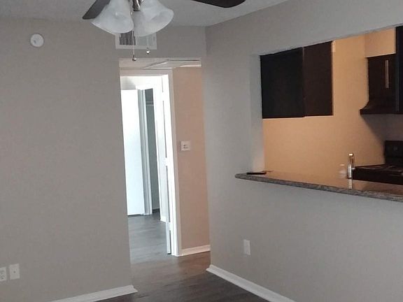 4th image of 4701 Moulton St