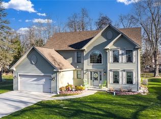8320 Clarence Center Rd, East Amherst, NY 14051