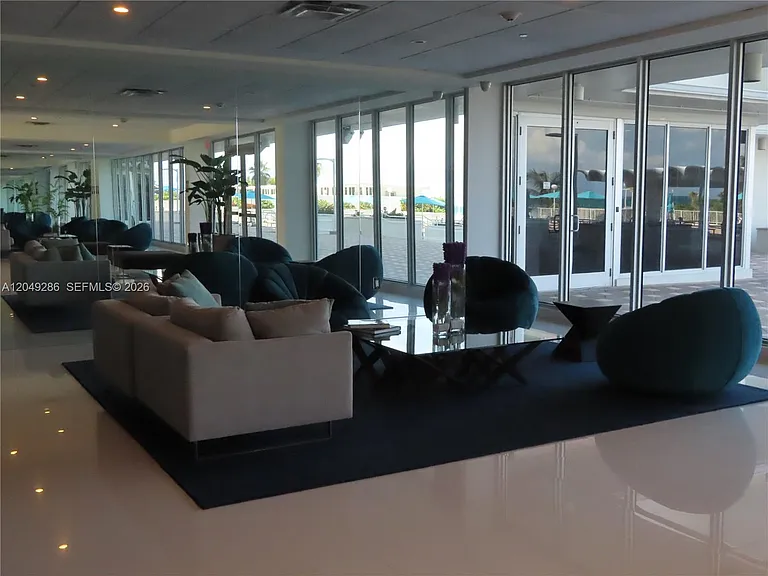 5701 Collins Ave #302 — Photo 35
