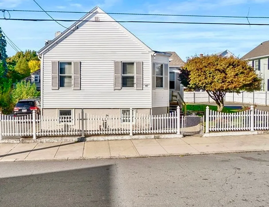 47 Yale Ave