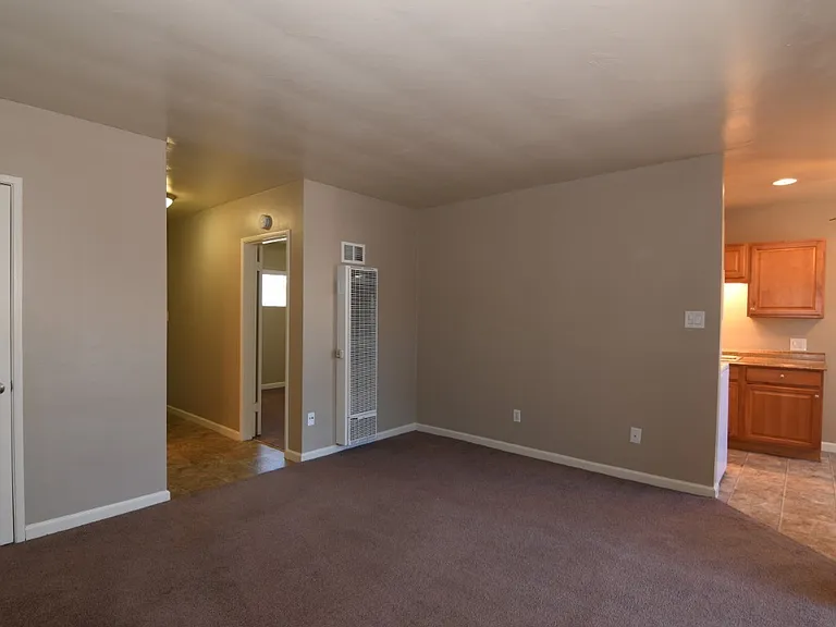 264 G St — Photo 6