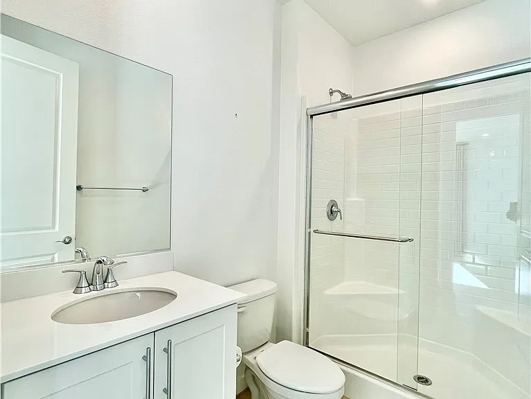 27812 Marquee Dr — Photo 8
