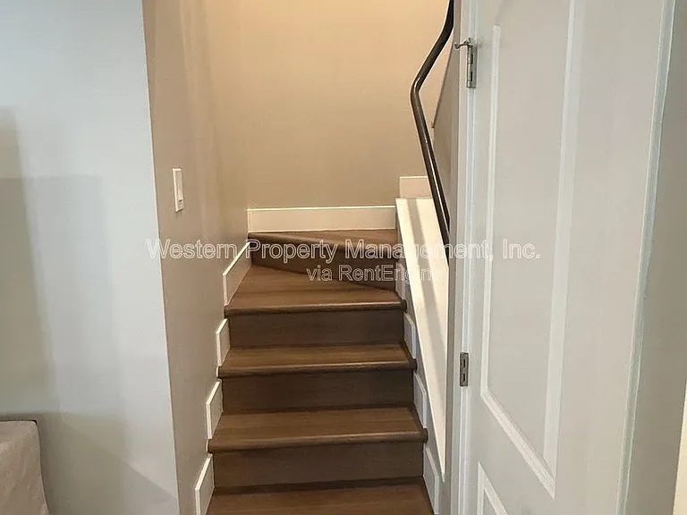 1132 Callas Ln #2 — Photo 6