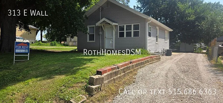 313 E Wall Ave