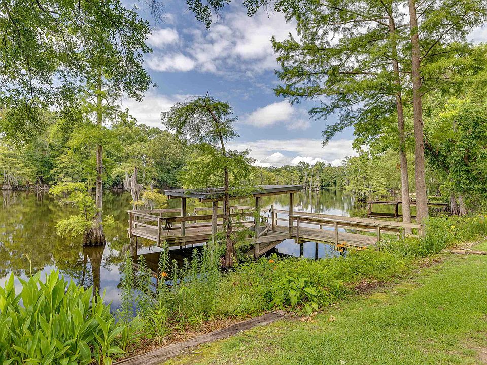 1st image of 753 Bayou Shores Dr