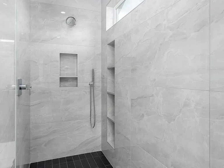 2661 Carol Dr — Photo 8
