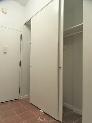 Rented by City Connections Realty | media 33