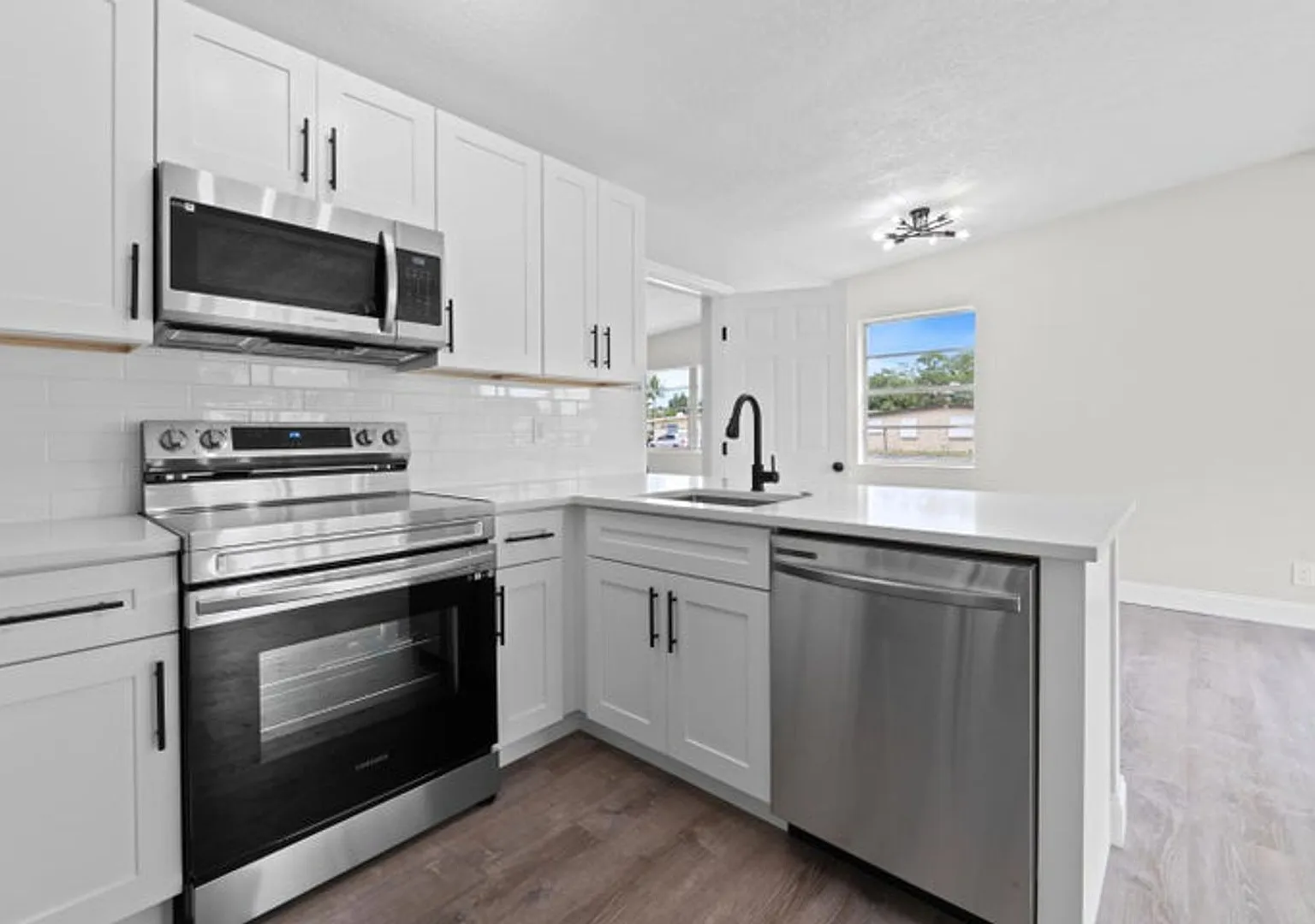 2415 Lewis Road, West Palm Beach (Unincorporated) , FL 33415 - 7131 — Photo 2