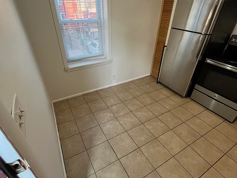 1310 N Corona St #12 — Photo 6