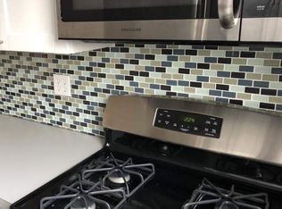 3002 Broadway APT 2D, Astoria, NY 11106