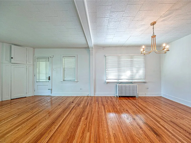 565 Ardmore Blvd — Photo 9