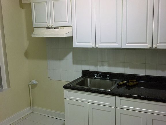 5th image of 2767 Sedgwick Ave