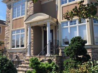 70 Saint Edward Ln, Staten Island, NY 10309