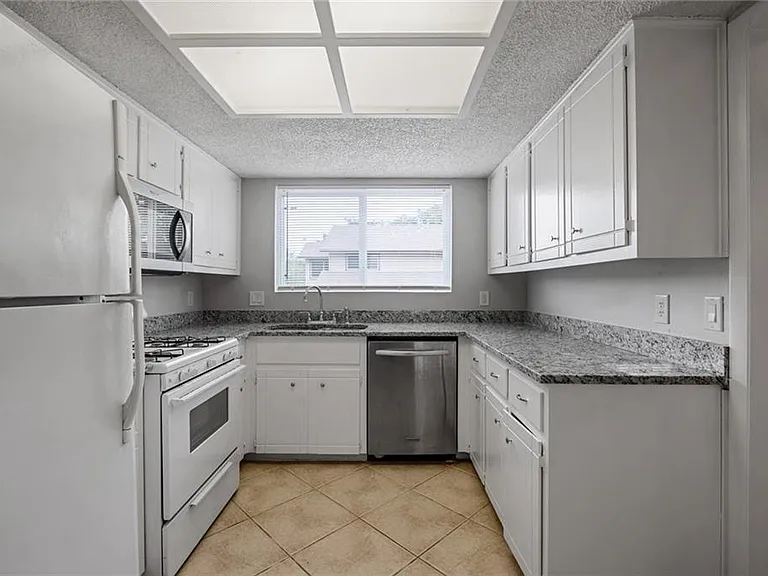 3208 Twinberry Cv #A — Photo 65