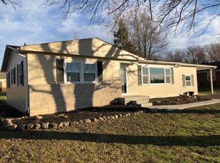 987 Berry Rd, Greenwood, IN 46143