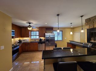 9015 Cooley Lake Rd, White Lake, MI