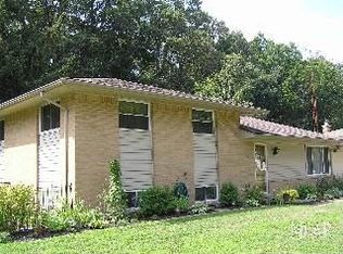 3659 Ridgedale Ln, Lambertville, MI 48144