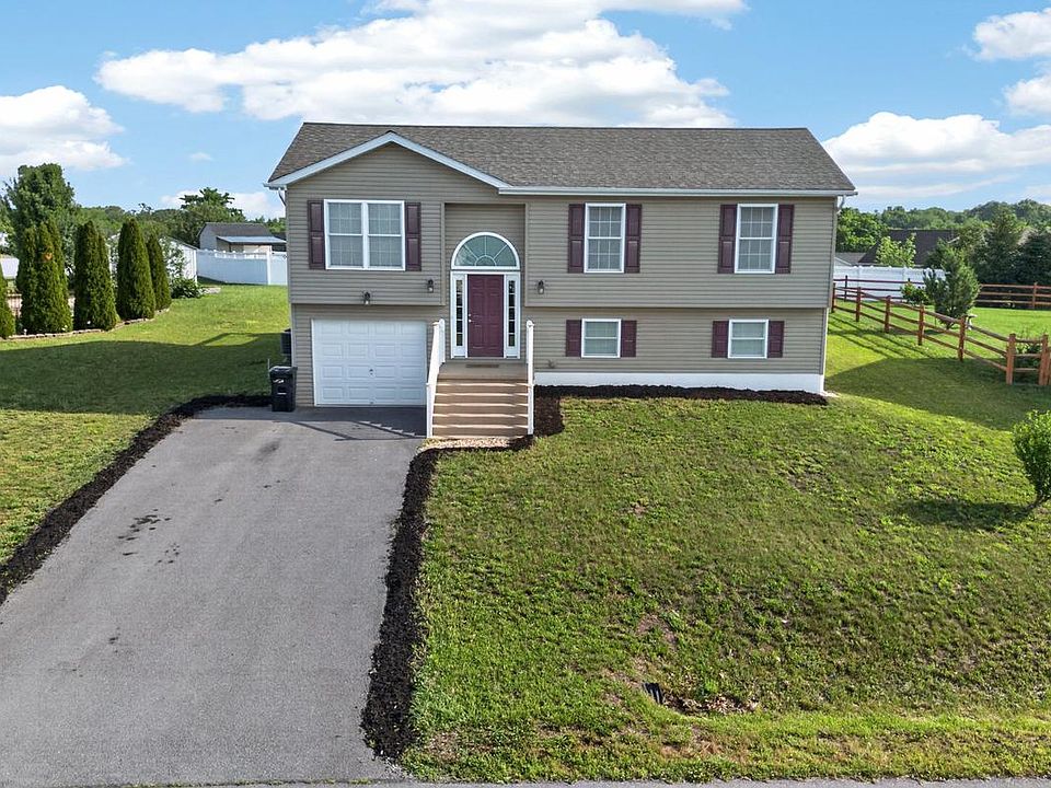 1st image of 481 Ives St