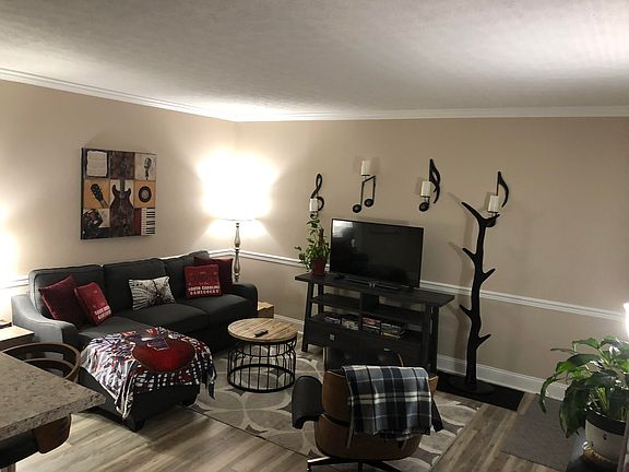4th image of 1507 Highland Ave APT B205