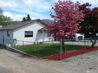 325 Nebraska St, Chelan, WA 98816