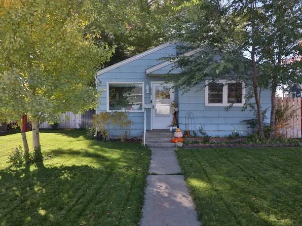 624 Avenue H, Powell, WY 82435