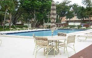 Quiet pool to relax in the Florida sun!